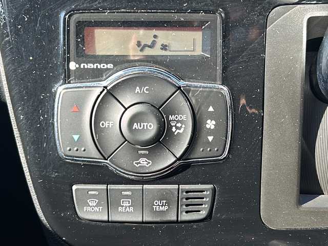 スズキ ソリオ バンディット HV MV 愛知県 2016(平28)年 8.3万km プレミアムシルバーメタリック ワンオーナー　/純正ナビ　/全方位カメラ　/両側パワスラドア　/フルセグＴＶ　/Ｂｌｕｅｔｏｏｔｈ　/クルーズコントロール　/ＥＴＣ　/シートヒーター　/衝突軽減ブレーキ　/オートハイビーム　/純正フロアマット　/純正アルミ