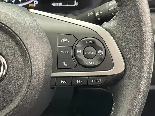 トヨタ ライズ Z 愛知県 2023(令5)年 2万km ファイアークォーツレッドM 純正９型ナビ　全方位カメラ　シートヒーター　ＨＤＭＩ　前後ドラレコ　ＥＴＣ　スマアシ　衝突軽減　追従クルコン　コーナーセンサー　電動パーキング　ＬＥＤオートライト　フルセグＴＶ　ＵＳＢ　フォグ　純正フロアマット　ドアバイザー　禁煙車