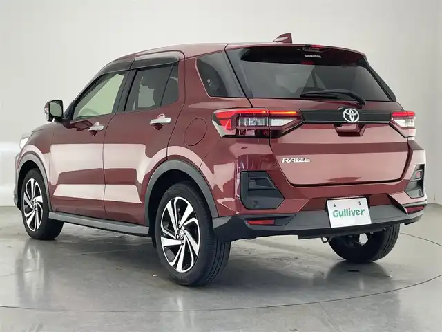 トヨタ ライズ Z 愛知県 2023(令5)年 2万km ファイアークォーツレッドM 純正９型ナビ　全方位カメラ　シートヒーター　ＨＤＭＩ　前後ドラレコ　ＥＴＣ　スマアシ　衝突軽減　追従クルコン　コーナーセンサー　電動パーキング　ＬＥＤオートライト　フルセグＴＶ　ＵＳＢ　フォグ　純正フロアマット　ドアバイザー　禁煙車