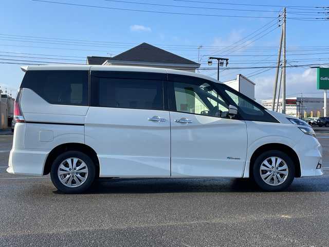 日産 セレナ ハイウェイスター 道央・札幌 2017(平29)年 14.8万km ブリリアントホワイトパール ４WD/純正SDナビ/AM/FM/BT/SD/CD/AUX/フルセグ/衝突被害軽減ブレーキ/横滑り防止装置/クルーズコントロール/パーキングアシスト/クリアランスソナー/バックカメラ/サイドカメラ/フロントカメラ/全方位カメラ/アラウンドビューモニター/ビルトインETC/アイドリングストップ/ECOMODE/両側パワースライドドア/革巻きステアリング/ステアリングリモコン/プッシュスタート/スマートキー/キセノンヘッドライト/オートライト/ヘッドライトレベライザー/電動格納ミラー/ウィンカーミラー/純正フロアマット/ドアバイザー/スペアキー