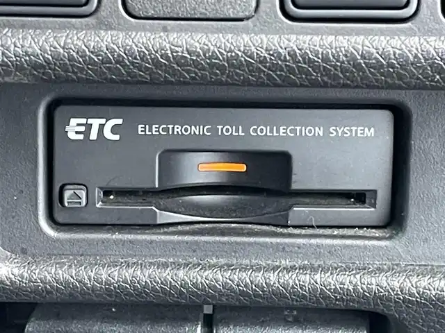 日産 エクストレイル 20Xtt エマージェンシーブレーキ 東京都 2017(平29)年 7.8万km ダイヤモンドブラック 純正ナビ　/ＴＶ　/ＣＤ／ＤＶＤ再生　/全周囲カメラ　/前席シートヒーター　/電動リアゲート　/ビルトインＥＴＣ　/ドライブレコーダー　/クルーズコントロール　/純正フロアマット　/後側方車両検知警報　/衝突軽減ブレーキ