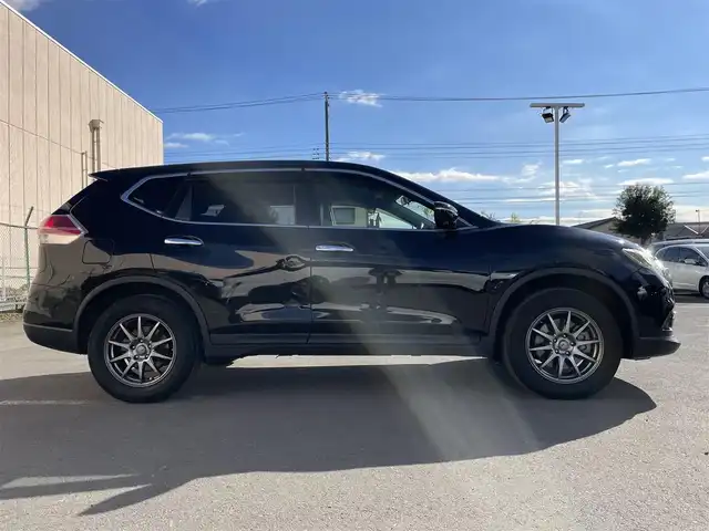 日産 エクストレイル 20Xtt エマージェンシーブレーキ 東京都 2017(平29)年 7.8万km ダイヤモンドブラック 純正ナビ　/ＴＶ　/ＣＤ／ＤＶＤ再生　/全周囲カメラ　/前席シートヒーター　/電動リアゲート　/ビルトインＥＴＣ　/ドライブレコーダー　/クルーズコントロール　/純正フロアマット　/後側方車両検知警報　/衝突軽減ブレーキ