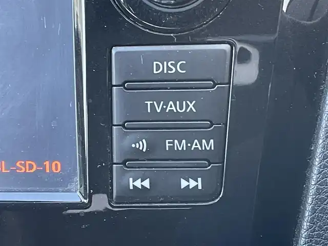 日産 エクストレイル 20Xtt エマージェンシーブレーキ 東京都 2017(平29)年 7.8万km ダイヤモンドブラック 純正ナビ　/ＴＶ　/ＣＤ／ＤＶＤ再生　/全周囲カメラ　/前席シートヒーター　/電動リアゲート　/ビルトインＥＴＣ　/ドライブレコーダー　/クルーズコントロール　/純正フロアマット　/後側方車両検知警報　/衝突軽減ブレーキ