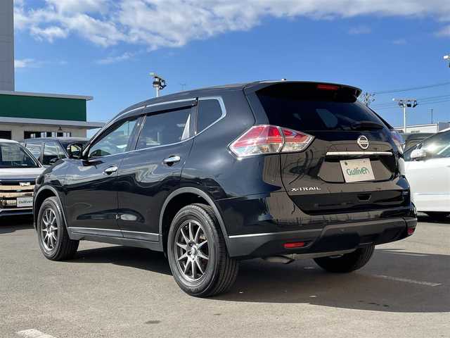 日産 エクストレイル 20Xtt エマージェンシーブレーキ 東京都 2017(平29)年 7.8万km ダイヤモンドブラック 純正ナビ　/ＴＶ　/ＣＤ／ＤＶＤ再生　/全周囲カメラ　/前席シートヒーター　/電動リアゲート　/ビルトインＥＴＣ　/ドライブレコーダー　/クルーズコントロール　/純正フロアマット　/後側方車両検知警報　/衝突軽減ブレーキ