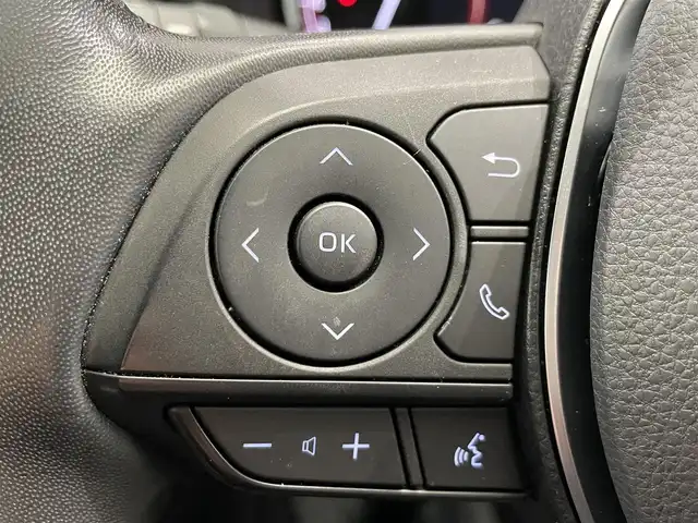 トヨタ ＲＡＶ４ アドベンチャー オフロードPKG 鹿児島県 2022(令4)年 1.6万km スーパーホワイトⅡ 純正ナビ機能付きディスプレイオーディオ/(AppleCarPlay/AndroidAuto/Bluetooth)/全方位カメラ　/トヨタセーフティセンス　/　・プリクラッシュセーフティ/　・レーントレーシングアシスト/　・レーダークルーズコントロール/　・オートマチックハイビーム/　・ロードサインアシスト/電動リアゲート　/前後ドライブレコーダー/ETC2.0/前後コーナーセンサー　/デジタルインナーミラー　/純正アルミホイール　/シートヒーター/シートベンチレーション/パワーシート/ステアリングヒーター/純正フロアマット/４WD