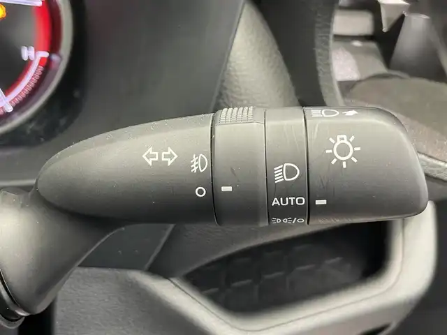 トヨタ ＲＡＶ４ アドベンチャー オフロードPKG 鹿児島県 2022(令4)年 1.6万km スーパーホワイトⅡ 純正ナビ機能付きディスプレイオーディオ/(AppleCarPlay/AndroidAuto/Bluetooth)/全方位カメラ　/トヨタセーフティセンス　/　・プリクラッシュセーフティ/　・レーントレーシングアシスト/　・レーダークルーズコントロール/　・オートマチックハイビーム/　・ロードサインアシスト/電動リアゲート　/前後ドライブレコーダー/ETC2.0/前後コーナーセンサー　/デジタルインナーミラー　/純正アルミホイール　/シートヒーター/シートベンチレーション/パワーシート/ステアリングヒーター/純正フロアマット/４WD