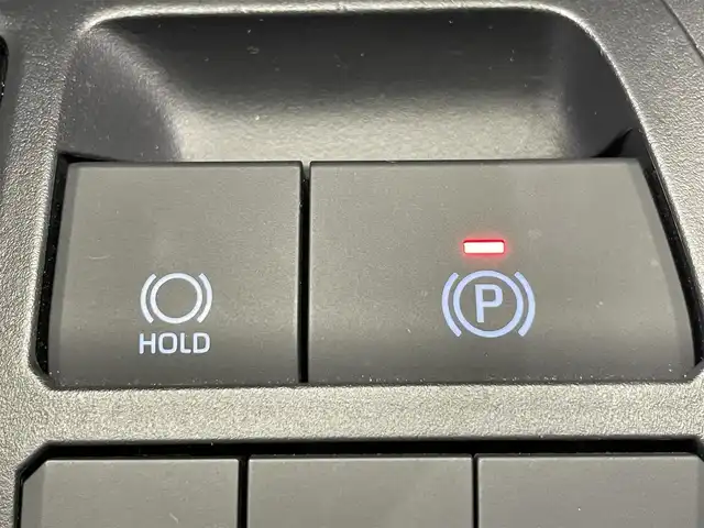 トヨタ ＲＡＶ４ アドベンチャー オフロードPKG 鹿児島県 2022(令4)年 1.6万km スーパーホワイトⅡ 純正ナビ機能付きディスプレイオーディオ/(AppleCarPlay/AndroidAuto/Bluetooth)/全方位カメラ　/トヨタセーフティセンス　/　・プリクラッシュセーフティ/　・レーントレーシングアシスト/　・レーダークルーズコントロール/　・オートマチックハイビーム/　・ロードサインアシスト/電動リアゲート　/前後ドライブレコーダー/ETC2.0/前後コーナーセンサー　/デジタルインナーミラー　/純正アルミホイール　/シートヒーター/シートベンチレーション/パワーシート/ステアリングヒーター/純正フロアマット/４WD