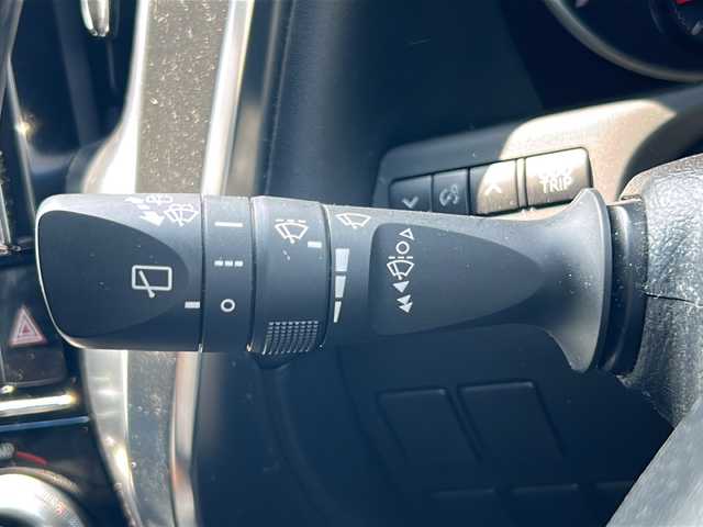 トヨタ ヴェルファイア Z Aエディション 山口県 2016(平28)年 7.1万km ホワイトパールクリスタルシャイン スマートキー/プッシュスタート/ETC/両側パワースライドドア/クリアランスソナー/純正HDDナビ/(DTV/BT/DVD/ラジオ)/バックカメラ/フリップダウンモニター/クルーズコントロール/ステアリングスイッチ/電子パーキングブレーキ/スペアキー/純正アルミホイール/純正フロアマット/ドアバイザー/左右分離型フルオートエアコン/取扱説明書/記録簿