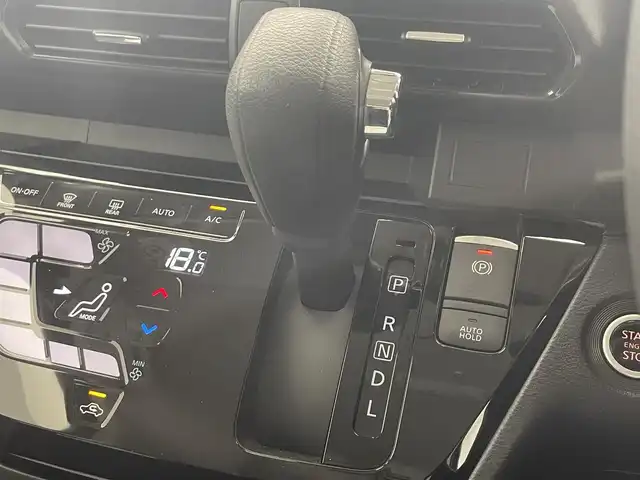 日産 ルークス HWS Gターボ プロパイロットED 滋賀県 2022(令4)年 4.2万km アトランティックブルー 純正メモリーナビ/・MJ121D-W/・SD/Bluetooth/USB/iPod/プロパイロット/追従クルーズコントロール/両側自動スライドドア/革巻ステアリング/オートホールドブレーキ/純正LEDヘッドライト/オートライト/コーナーセンサー/ウィンカーミラー/純正15AW/フォグライト/プッシュスタート