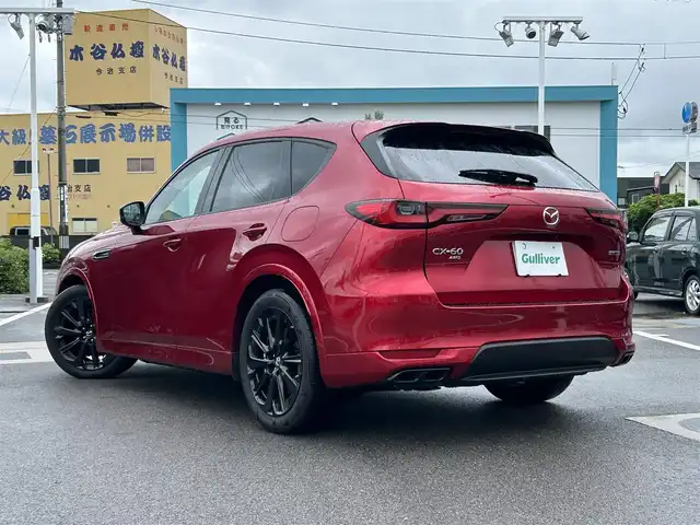 マツダ ＣＸ－６０ XD HV プレミアムスポーツ 愛媛県 2023(令5)年 3万km ソウルレッドクリスタルM 純正ナビ/AM・FM/フルセグTV/Android Auto/Apple CarPlay/4WD/パノラマサンルーフ/電動バックドア/バックカメラ/ビルトインETC/レーダークルーズコントロール/コーナーセンサー/衝突被害軽減ブレーキ/車線逸脱警報システム/ブラインドスポットモニター/レーンキーピングアシスト/交通標識認識システム/ドライバー異常時対応システム/ターボ/LEDヘッドランプ/本革巻きステアリング/ステアリングヒーター/パドルシフト/ナッパ革/スエード調コンビシート/全席シートヒーター/前席パワーシート/エアシート/純正20インチアルミホイール