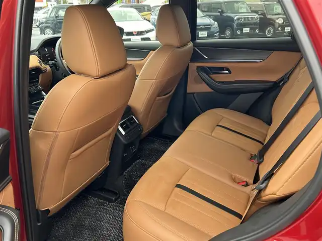 マツダ ＣＸ－６０ XD HV プレミアムスポーツ 愛媛県 2023(令5)年 3万km ソウルレッドクリスタルM 純正ナビ/AM・FM/フルセグTV/Android Auto/Apple CarPlay/4WD/パノラマサンルーフ/電動バックドア/バックカメラ/ビルトインETC/レーダークルーズコントロール/コーナーセンサー/衝突被害軽減ブレーキ/車線逸脱警報システム/ブラインドスポットモニター/レーンキーピングアシスト/交通標識認識システム/ドライバー異常時対応システム/ターボ/LEDヘッドランプ/本革巻きステアリング/ステアリングヒーター/パドルシフト/ナッパ革/スエード調コンビシート/全席シートヒーター/前席パワーシート/エアシート/純正20インチアルミホイール