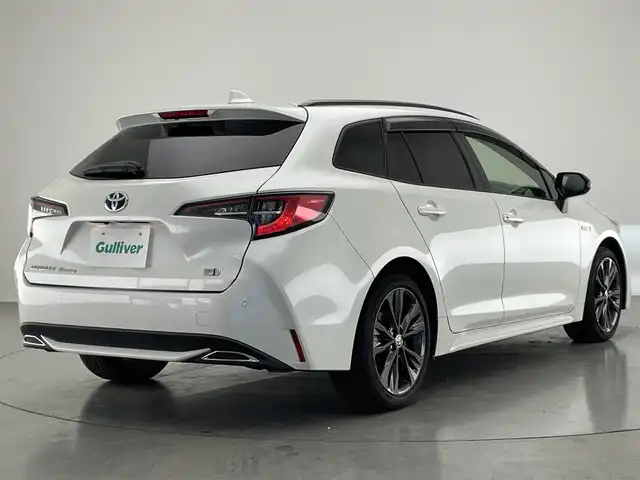 トヨタ カローラツーリング ハイブリッド ダブルバイビー 愛知県 2020(令2)年 6.5万km ホワイトパールクリスタルシャイン 純正９型ディスプレイオーディオ　バックカメラ　ＨＵＤ　ＢＳＭ　ＡＣＣ　ハーフレザーシート　ステアリングヒーター　シートヒーター　ＥＴＣ　ＬＥＤヘッドライト　フォグランプ ブレーキホールド　ルーフレール
