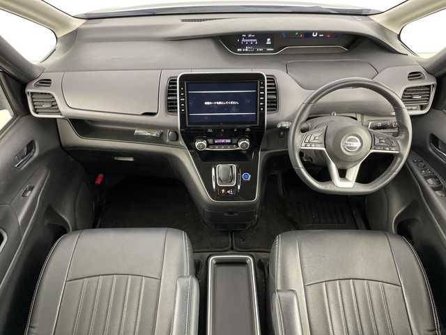 日産 セレナ e－パワー ハイウェイスター V 愛知県 2020(令2)年 6.6万km ダイヤモンドブラック 禁煙車/純正10インチナビ/（フルセグ/ＢＴ/ＤＶＤ/ＣＤ/ＦＭ/ＡＭ）/全方位カメラ/セーフティパックＡ/エマージェンシーブレーキ/オートハイビーム/ブラインドスポットモニター/コーナーセンサー/ＥＴＣ/クルーズコントロール/ドライブレコーダー/両側パワースライドドア/スマートキー/プッシュスタート/ＬＥＤヘッドライト/オートライト/レザー調シートカバー/純正15インチＡＷ/純正フロアマット