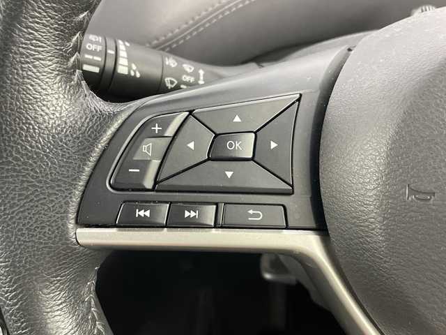 日産 セレナ e－パワー ハイウェイスター V 愛知県 2020(令2)年 6.6万km ダイヤモンドブラック 禁煙車/純正10インチナビ/（フルセグ/ＢＴ/ＤＶＤ/ＣＤ/ＦＭ/ＡＭ）/全方位カメラ/セーフティパックＡ/エマージェンシーブレーキ/オートハイビーム/ブラインドスポットモニター/コーナーセンサー/ＥＴＣ/クルーズコントロール/ドライブレコーダー/両側パワースライドドア/スマートキー/プッシュスタート/ＬＥＤヘッドライト/オートライト/レザー調シートカバー/純正15インチＡＷ/純正フロアマット