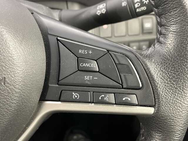 日産 セレナ e－パワー ハイウェイスター V 愛知県 2020(令2)年 6.6万km ダイヤモンドブラック 禁煙車/純正10インチナビ/（フルセグ/ＢＴ/ＤＶＤ/ＣＤ/ＦＭ/ＡＭ）/全方位カメラ/セーフティパックＡ/エマージェンシーブレーキ/オートハイビーム/ブラインドスポットモニター/コーナーセンサー/ＥＴＣ/クルーズコントロール/ドライブレコーダー/両側パワースライドドア/スマートキー/プッシュスタート/ＬＥＤヘッドライト/オートライト/レザー調シートカバー/純正15インチＡＷ/純正フロアマット