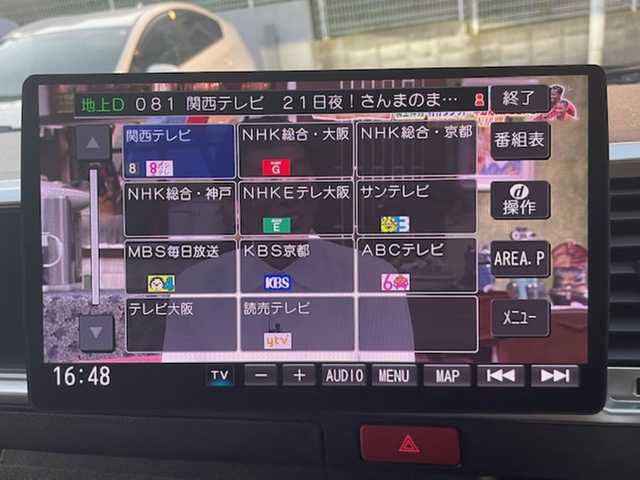 トヨタ ハイエース GL 大阪府 2021(令3)年 1.5万km ホワイトパールクリスタルシャイン /禁煙ワンオーナー//社外１０インチナビ【CN-F1X10LD】/・CD/DVD/SD/BT/フルTV//社外フリップダウンモニター【TVM-FW1300】//全周囲カメラ・バック/サイド/フロント//コーナーセンサー//デジタルインナーミラー//ETC2.0//社外16AW//レザー調シートカバー//ベットキット【FLEX】//防虫ネット【UIビークル】//片側パワースライドドア//オートハイビーム//レーンキープアシスト//ステアリングスイッチ//レザー調シートカバー//ガッツミラーレス