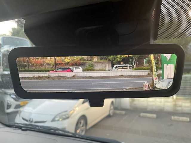 トヨタ ハイエース GL 大阪府 2021(令3)年 1.5万km ホワイトパールクリスタルシャイン /禁煙ワンオーナー//社外１０インチナビ【CN-F1X10LD】/・CD/DVD/SD/BT/フルTV//社外フリップダウンモニター【TVM-FW1300】//全周囲カメラ・バック/サイド/フロント//コーナーセンサー//デジタルインナーミラー//ETC2.0//社外16AW//レザー調シートカバー//ベットキット【FLEX】//防虫ネット【UIビークル】//片側パワースライドドア//オートハイビーム//レーンキープアシスト//ステアリングスイッチ//レザー調シートカバー//ガッツミラーレス