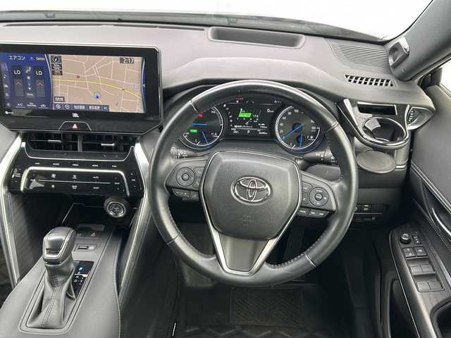 トヨタ ハリアー ハイブリッド Z 三重県 2021(令3)年 4.7万km ブラック 純正ナビ /バックカメラ /JBL /BSM /デジタルインナーミラー /前後コーナーセンサー /スペアキー /ビルトインETC2.0 /パワーバックドア /運転席パワーシート/ハーフレザーシート/レーダークルーズコントロール /レーンキープアシスト/衝突軽減ブレーキ/USB給電ポート/革巻きステアリング/ステアリングスイッチ/純正フロアマット/LEDヘッドライト/オートハイビーム/オートライト/電動格納ミラー/禁煙車