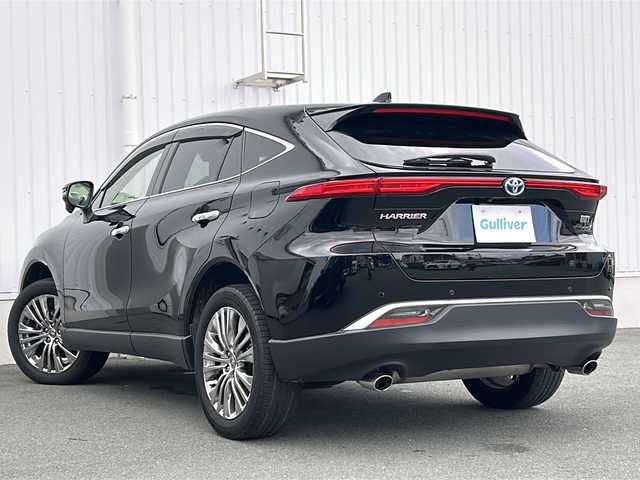 トヨタ ハリアー ハイブリッド Z 三重県 2021(令3)年 4.7万km ブラック 純正ナビ /バックカメラ /JBL /BSM /デジタルインナーミラー /前後コーナーセンサー /スペアキー /ビルトインETC2.0 /パワーバックドア /運転席パワーシート/ハーフレザーシート/レーダークルーズコントロール /レーンキープアシスト/衝突軽減ブレーキ/USB給電ポート/革巻きステアリング/ステアリングスイッチ/純正フロアマット/LEDヘッドライト/オートハイビーム/オートライト/電動格納ミラー/禁煙車