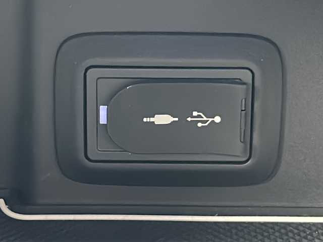 トヨタ ハリアー ハイブリッド Z 三重県 2021(令3)年 4.7万km ブラック 純正ナビ /バックカメラ /JBL /BSM /デジタルインナーミラー /前後コーナーセンサー /スペアキー /ビルトインETC2.0 /パワーバックドア /運転席パワーシート/ハーフレザーシート/レーダークルーズコントロール /レーンキープアシスト/衝突軽減ブレーキ/USB給電ポート/革巻きステアリング/ステアリングスイッチ/純正フロアマット/LEDヘッドライト/オートハイビーム/オートライト/電動格納ミラー/禁煙車