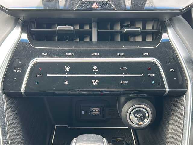 トヨタ ハリアー ハイブリッド Z 三重県 2021(令3)年 4.7万km ブラック 純正ナビ /バックカメラ /JBL /BSM /デジタルインナーミラー /前後コーナーセンサー /スペアキー /ビルトインETC2.0 /パワーバックドア /運転席パワーシート/ハーフレザーシート/レーダークルーズコントロール /レーンキープアシスト/衝突軽減ブレーキ/USB給電ポート/革巻きステアリング/ステアリングスイッチ/純正フロアマット/LEDヘッドライト/オートハイビーム/オートライト/電動格納ミラー/禁煙車