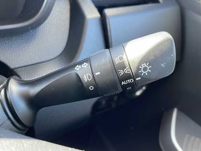 トヨタ ルーミー カスタムG S 道東・釧路十勝 2017(平29)年 5.3万km マゼンタベリーマイカM 4WD/寒冷地仕様/純正ナビ　/(AM/FM/CD/DVD/BT)/エンジンスターター/ドライブレコーダー/バックカメラ/両側パワースライドドア/純正14インチAW/純正フロアマット/ドアバイザー/アイドリングストップ/クルーズコントロール/オートライト/ライトレベライザー/フォグランプ/盗難防止装置/ABS/横滑り防止装置/スペアキー