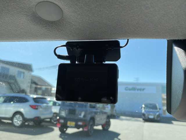 トヨタ ルーミー カスタムG S 道東・釧路十勝 2017(平29)年 5.3万km マゼンタベリーマイカM 4WD/寒冷地仕様/純正ナビ　/(AM/FM/CD/DVD/BT)/エンジンスターター/ドライブレコーダー/バックカメラ/両側パワースライドドア/純正14インチAW/純正フロアマット/ドアバイザー/アイドリングストップ/クルーズコントロール/オートライト/ライトレベライザー/フォグランプ/盗難防止装置/ABS/横滑り防止装置/スペアキー