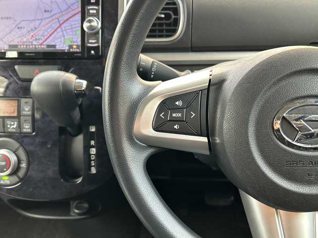 ダイハツ タント カスタム X トップED SA Ⅲ 広島県 2017(平29)年 9.7万km ブラックマイカメタリック 禁煙車/ワンオーナー/スマートアシストIII/・衝突軽減ブレーキ/・車線逸脱警報/・誤発進抑制制御/・オートハイビーム/・先行車発進お知らせ/社外ナビ（AVIC-RW800）/・フルセグ/CD/DVD/MSV/SD/Bluetooth/バックカメラ/ステアリングスイッチ/オートライト/HIDヘッドライト/フォグランプ/片側パワースライドドア/ハーフレザーシート/運転席シートヒーター/スマートキー/プッシュスタート/ETC/純正ドアバイザー/純正14インチアルミホイール車載（サマータイヤ）