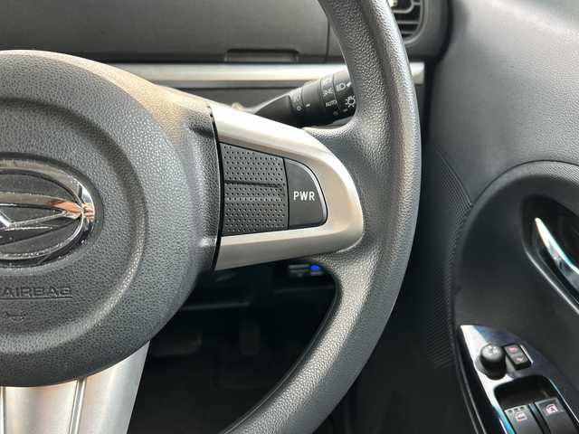 ダイハツ タント カスタム X トップED SA Ⅲ 広島県 2017(平29)年 9.7万km ブラックマイカメタリック 禁煙車/ワンオーナー/スマートアシストIII/・衝突軽減ブレーキ/・車線逸脱警報/・誤発進抑制制御/・オートハイビーム/・先行車発進お知らせ/社外ナビ（AVIC-RW800）/・フルセグ/CD/DVD/MSV/SD/Bluetooth/バックカメラ/ステアリングスイッチ/オートライト/HIDヘッドライト/フォグランプ/片側パワースライドドア/ハーフレザーシート/運転席シートヒーター/スマートキー/プッシュスタート/ETC/純正ドアバイザー/純正14インチアルミホイール車載（サマータイヤ）