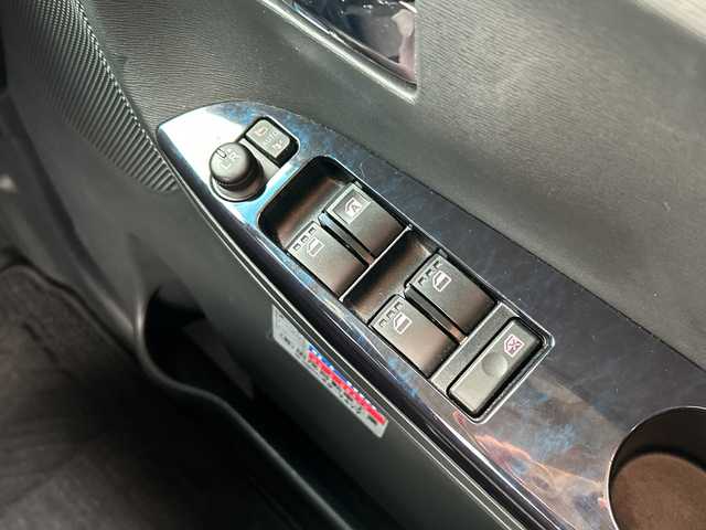 ダイハツ タント カスタム X トップED SA Ⅲ 広島県 2017(平29)年 9.7万km ブラックマイカメタリック 禁煙車/ワンオーナー/スマートアシストIII/・衝突軽減ブレーキ/・車線逸脱警報/・誤発進抑制制御/・オートハイビーム/・先行車発進お知らせ/社外ナビ（AVIC-RW800）/・フルセグ/CD/DVD/MSV/SD/Bluetooth/バックカメラ/ステアリングスイッチ/オートライト/HIDヘッドライト/フォグランプ/片側パワースライドドア/ハーフレザーシート/運転席シートヒーター/スマートキー/プッシュスタート/ETC/純正ドアバイザー/純正14インチアルミホイール車載（サマータイヤ）