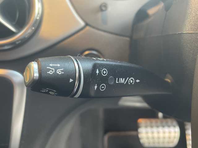 メルセデス・ベンツ ＧＬＡ１８０ スポーツ 高知県 2014(平26)年 9.8万km 黒 ディスプレイオーディオ/BT/バックカメラ/シートヒーター/パワーシート（メモリ機能有）/コーナーセンサー/ETC/ドライブレコーダー/パドルシフト/オートライト/MTモード付AT