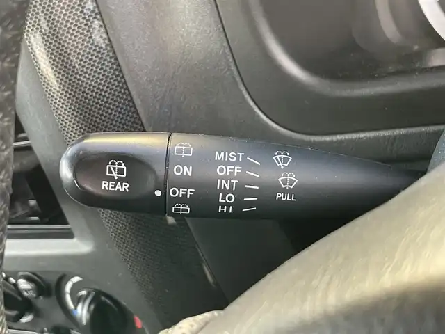 スズキ ジムニー ワイルドウィンド 大阪府 2007(平19)年 9.7万km ブルーイッシュブラックパール3 MT車　/シートヒーター　/センターでフロック　/ETC　/ドライブレコーダー　/純正フロアマット　/パワーウィンドウ　　/背面タイヤ　/ルーフレール　/スペアキー　/保証書　記録簿　/取扱説明書　