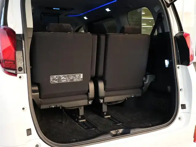 トヨタ アルファード S 静岡県 2021(令3)年 5.7万km ホワイトパールクリスタルシャイン Apple CarPlay/フルセグTV/バックカメラ/ETC２．０/BTオーディオ/HDMI対応/ACC/LKA/衝突軽減ブレーキ/LEDオートハイビームライト/モデリスタフルエアローセット/　　リアドアレスアップマフラー/ワンオーナー