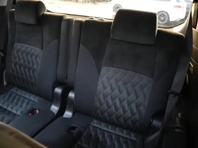 トヨタ アルファード S 静岡県 2021(令3)年 5.7万km ホワイトパールクリスタルシャイン Apple CarPlay/フルセグTV/バックカメラ/ETC２．０/BTオーディオ/HDMI対応/ACC/LKA/衝突軽減ブレーキ/LEDオートハイビームライト/モデリスタフルエアローセット/　　リアドアレスアップマフラー/ワンオーナー