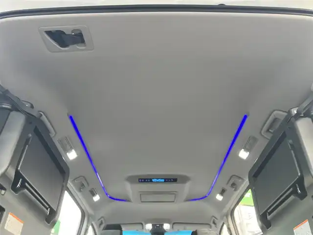 トヨタ アルファード S 静岡県 2021(令3)年 5.7万km ホワイトパールクリスタルシャイン モデリスタフルエアローセット/リアドアレスアップマフラー/ワンオーナー/エンジンスタートボタン/パワーステアリング/パワーウィンドウ/100V充電/スマートキー/Wオートエアコン/スペアキー1本/レーダークルーズコントロール/純正１３．３インチ後席モニター/純正10.5インチナビ（DVD/BT/フルセグ）/バックカメラ/USB入力端子/ETC/三列シート/オットマン/ウォークスルー/純正フロアマット/純正アルミホイール/布シート/両側パワースライドドア/ABS/横滑り防止装置/コーナーセンサー前後/レーンキープアシスト/盗難防止装置/オートライト/オートマチックハイビーム/LEDヘッドライト/W+サイドエアバッグ/カーテンエアバッグ