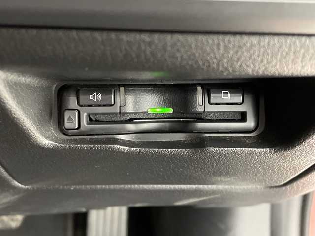 マツダ マツダ３ファストバック XD Lパッケージ 岐阜県 2019(令1)年 7.1万km ソウルレッドクリスタルM 純正ナビ/・フルセグ/Bluetooth/HDMI/BOSEサウンド/D席パワーシート/・シートメモリー/前席シートヒーター/ステアリングヒーター/パドルシフト/360°ビューモニター/ヘッドアップディスプレイ/アダプティブクルーズコントロール/スマートキー/プッシュスタート