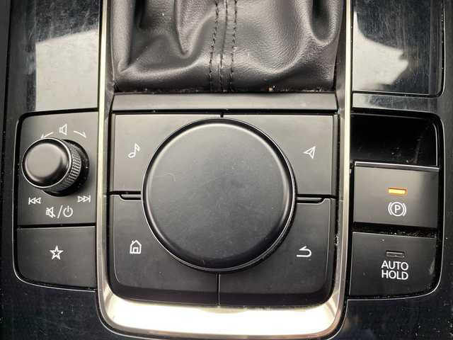 マツダ マツダ３ファストバック XD Lパッケージ 岐阜県 2019(令1)年 7.1万km ソウルレッドクリスタルM 純正ナビ/・フルセグ/Bluetooth/HDMI/BOSEサウンド/D席パワーシート/・シートメモリー/前席シートヒーター/ステアリングヒーター/パドルシフト/360°ビューモニター/ヘッドアップディスプレイ/アダプティブクルーズコントロール/スマートキー/プッシュスタート