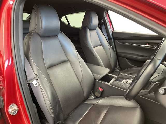 マツダ マツダ３ファストバック XD Lパッケージ 岐阜県 2019(令1)年 7.1万km ソウルレッドクリスタルM 純正ナビ/・フルセグ/Bluetooth/HDMI/BOSEサウンド/D席パワーシート/・シートメモリー/前席シートヒーター/ステアリングヒーター/パドルシフト/360°ビューモニター/ヘッドアップディスプレイ/アダプティブクルーズコントロール/スマートキー/プッシュスタート