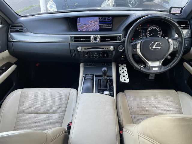レクサス ＧＳ 350 Fスポーツ 道央・札幌 2013(平25)年 9.2万km ブラック 登録時走行距離91562ｋｍ/　４　Ｗ　Ｄ　/寒冷地仕様/純正ナビ（CD/DVD/FM/AM/BT)/フルセグTV(走行中視聴可能)/バックカメラ/ウィンカーミラー/クルーズコントロール（追従走行なし）/ドアバイザー/プッシュスタート/ビルトインETC/MTモード付AT/パドルシフト/スペアキー×２/パーキングアシスト/純正フロアマット/パワーシート（運転席/助手席）/シートヒーター（運転席/助手席）/エアシート（運転席/助手席）/横滑り防止装置/オートライト/コーナーセンサー/純正エンジンスターター/フォグランプ/リアフォグランプ/ステアリングスイッチ/革巻きステアリング/自動防眩ミラー/フロントワイパーデアイサー/ワイパー間欠時間コントローラー/イルミネーションコントロール/ヘッドライトクリーナー/シートメモリー/電動格納ミラー/ECO・NORMAL・SPORTモード/SNOWスイッチ/nanoe搭載エアコン/リアサンシェードスイッチ