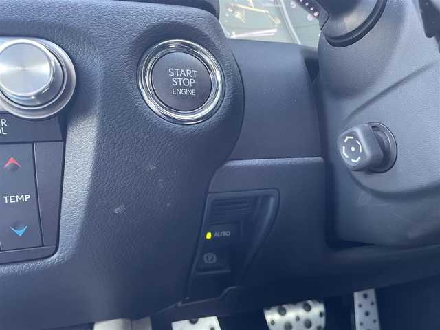 レクサス ＧＳ 350 Fスポーツ 道央・札幌 2013(平25)年 9.2万km ブラック 登録時走行距離91562ｋｍ/　４　Ｗ　Ｄ　/寒冷地仕様/純正ナビ（CD/DVD/FM/AM/BT)/フルセグTV(走行中視聴可能)/バックカメラ/ウィンカーミラー/クルーズコントロール（追従走行なし）/ドアバイザー/プッシュスタート/ビルトインETC/MTモード付AT/パドルシフト/スペアキー×２/パーキングアシスト/純正フロアマット/パワーシート（運転席/助手席）/シートヒーター（運転席/助手席）/エアシート（運転席/助手席）/横滑り防止装置/オートライト/コーナーセンサー/純正エンジンスターター/フォグランプ/リアフォグランプ/ステアリングスイッチ/革巻きステアリング/自動防眩ミラー/フロントワイパーデアイサー/ワイパー間欠時間コントローラー/イルミネーションコントロール/ヘッドライトクリーナー/シートメモリー/電動格納ミラー/ECO・NORMAL・SPORTモード/SNOWスイッチ/nanoe搭載エアコン/リアサンシェードスイッチ