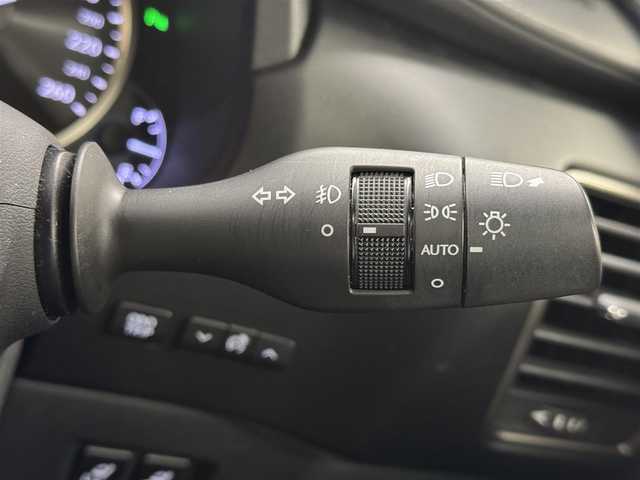 レクサス ＮＸ 300h バージョンL 三重県 2020(令2)年 4.1万km ソニッククォーツ ハイブリッド/4WD/MTモード付フロアCVT/純正 10.3型ナビ/（CD/DVD/SDREC/SD/USB/Bluetooth/Miracast/AUX/TV）/【OP】パノラミックビューモニター（シースルービュー機能付）/ドライブレコーダー前後/ビルトインETC2.0/Lexus Safety System＋/●プリクラッシュセーフティ/●レーンディパーチャーアラート（ステアリング制御機能付）/●アダプティブハイビームシステム［AHS］/●レーダークルーズ（全車速追従）/●【OP】パーキングサポートブレーキ（静止物）/●【OP】ブラインドスポットモニター＋リヤクロストラフィックアラート/・【OP】ITS Connect/装備/・【OP】ムーンルーフ/・内装色『バンブー（マットフィニッシュ/ナチュラルブラウン）』/・本革シート（D/Nヒーター・ベンチレーション機能付）/・8wayパワーシート（D/N）/・後席6:4分割可倒式シート（電動リクライニング・電動格納機能付）/・ステアリングヒーター/・ハンズフリーパワーバックドア/・【OP】NAVI・AI-AVS＆ドライブモード選択『Sport S＋/Sport S/Custom』/・左右独立オートエアコン/・純正18inAW/・予備スマートキーx1＋カードキーx1