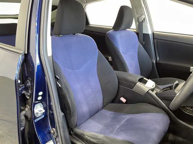 トヨタ プリウス ＰＨＶ S 栃木県 2012(平24)年 4.1万km ダークブルーマイカ 純正ナビ(NSZN-W61G)/(フルセグ・Bluetooth・CD・DVD・SD)/バックカメラ/プラグインHV/充電プラグ積込/ビルトインETC/前方ドラレコ/前席シートヒーター/禁煙車/HIDヘッドライト/オートライト/プッシュスタート/スマートキー/スペアキー/ステアリングスイッチ/電動格納ミラー/純正アルミホイール/純正フロアマット/ドアバイザー