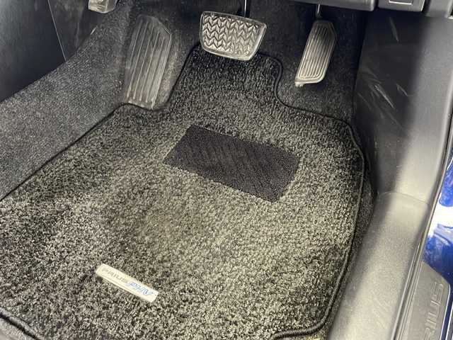 トヨタ プリウス ＰＨＶ S 栃木県 2012(平24)年 4.1万km ダークブルーマイカ 純正ナビ(NSZN-W61G)/(フルセグ・Bluetooth・CD・DVD・SD)/バックカメラ/プラグインHV/充電プラグ積込/ビルトインETC/前方ドラレコ/前席シートヒーター/禁煙車/HIDヘッドライト/オートライト/プッシュスタート/スマートキー/スペアキー/ステアリングスイッチ/電動格納ミラー/純正アルミホイール/純正フロアマット/ドアバイザー