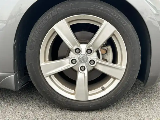 日産 フェアレディ Ｚ 広島県 2010(平22)年 5.7万km ダークメタルグレー ワンオーナー/純正ナビ/（CD/DVD/フルセグTV/Bluetooth）/バックカメラ/ETC/HIDヘッドライト/オートライト/純正18インチAW/プッシュスタート/革巻きステアリング/ステアリングスイッチ/パドルシフト/純正フロアマット/保証書/取扱説明書/スペアキー