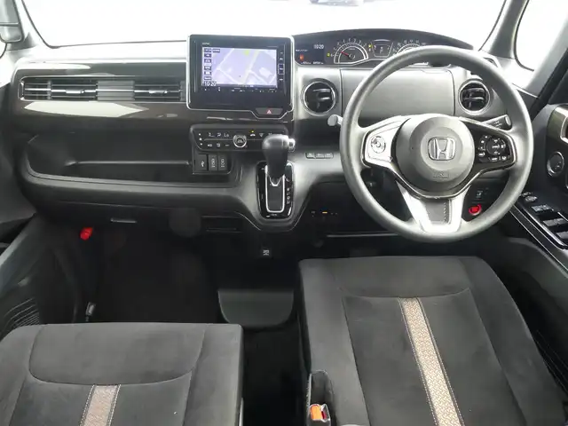 ホンダ Ｎ ＢＯＸ カスタム G EX ホンダセンシング 千葉県 2018(平30)年 5万km プレミアムホワイトパールⅡ ホンダセンシング/・衝突軽減ブレーキ（CMBS）/・車線維持支援システム（LKAS）/・アダプティブクルーズコントロール（ACC）/・後方誤発進抑制機能/・誤発進抑制機能/左パワースライドドア/右イージークローザードア/純正SDナビ/地デジTV/【DVD/CD再生機能　Bluetooth接続】/バックカメラ/ETC/LEDヘッドライト/フォグライト/ウインカーミラー/リアコーナーセンサー/サイド/カーテンエアバッグ/スマートキー