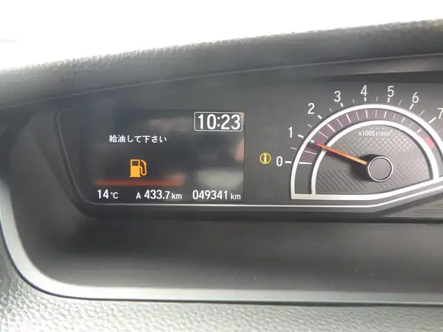 ホンダ Ｎ ＢＯＸ カスタム G EX ホンダセンシング 千葉県 2018(平30)年 5万km プレミアムホワイトパールⅡ ホンダセンシング/・衝突軽減ブレーキ（CMBS）/・車線維持支援システム（LKAS）/・アダプティブクルーズコントロール（ACC）/・後方誤発進抑制機能/・誤発進抑制機能/左パワースライドドア/右イージークローザードア/純正SDナビ/地デジTV/【DVD/CD再生機能　Bluetooth接続】/バックカメラ/ETC/LEDヘッドライト/フォグライト/ウインカーミラー/リアコーナーセンサー/サイド/カーテンエアバッグ/スマートキー