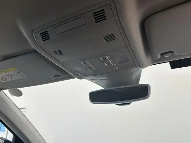 フォルクスワーゲン Ｔ－クロス TSI 1st 岡山県 2020(令2)年 2.8万km ブルーグリーン 純正ナビ/バックカメラ/AppleCarPｌay/ACC/ブラインドスポットモニター/プリクラッシュブレーキ/ワイヤレス充電/ETC2.0/LED/オートライト/純正16インチAW