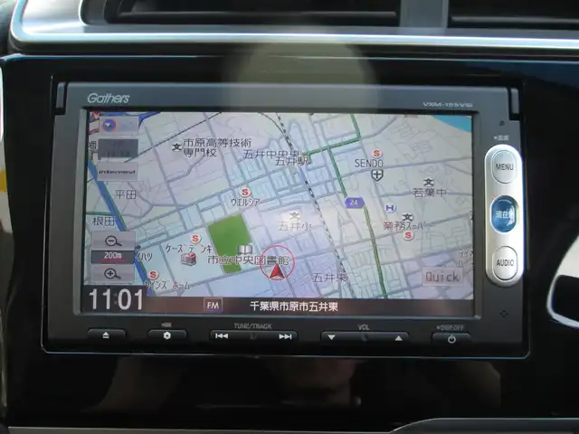 ホンダ フィット ハイブリット Lパッケージ 千葉県 2015(平27)年 0.9万km プレミアムホワイトパール 純正ナビ、ワンセグTV/バックカメラ/純正オーディオ【DVD/CD/BT/SD】/CTBA(シティブレーキアクティブシステム)/LEDヘッドライト/クルーズコントロール/革巻きステアリング/ナビ連動ステアリングスイッチ/ハーフレザーシート/前後コーナーセンサー/純正前方ドライブレコーダー/ビルトインETC/スペアキー