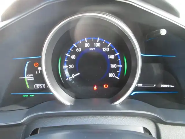 ホンダ フィット ハイブリット Lパッケージ 千葉県 2015(平27)年 0.9万km プレミアムホワイトパール 純正ナビ、ワンセグTV/バックカメラ/純正オーディオ【DVD/CD/BT/SD】/CTBA(シティブレーキアクティブシステム)/LEDヘッドライト/クルーズコントロール/革巻きステアリング/ナビ連動ステアリングスイッチ/ハーフレザーシート/前後コーナーセンサー/純正前方ドライブレコーダー/ビルトインETC/スペアキー