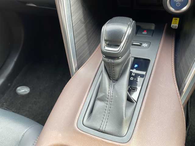 トヨタ ハリアー ハイブリッド Z レザーパッケージ 静岡県 2021(令3)年 6.8万km ホワイトパールクリスタルシャイン JBLサウンドシステム/純正ナビ/地デジTV/Bluetooth/バックカメラ/モデリスタエアロ/レザーシート/シートヒーター/ベンチレーション/ステアリングヒーター/デジタルインナーミラー/2.0ETC/ブラインドスポットモニター/スマートキー/スペアキー/保証書/取説